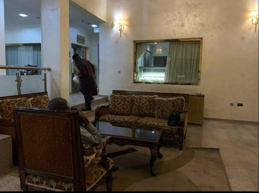 Ofas Chelsea Hotel Abuja Kültér fotó